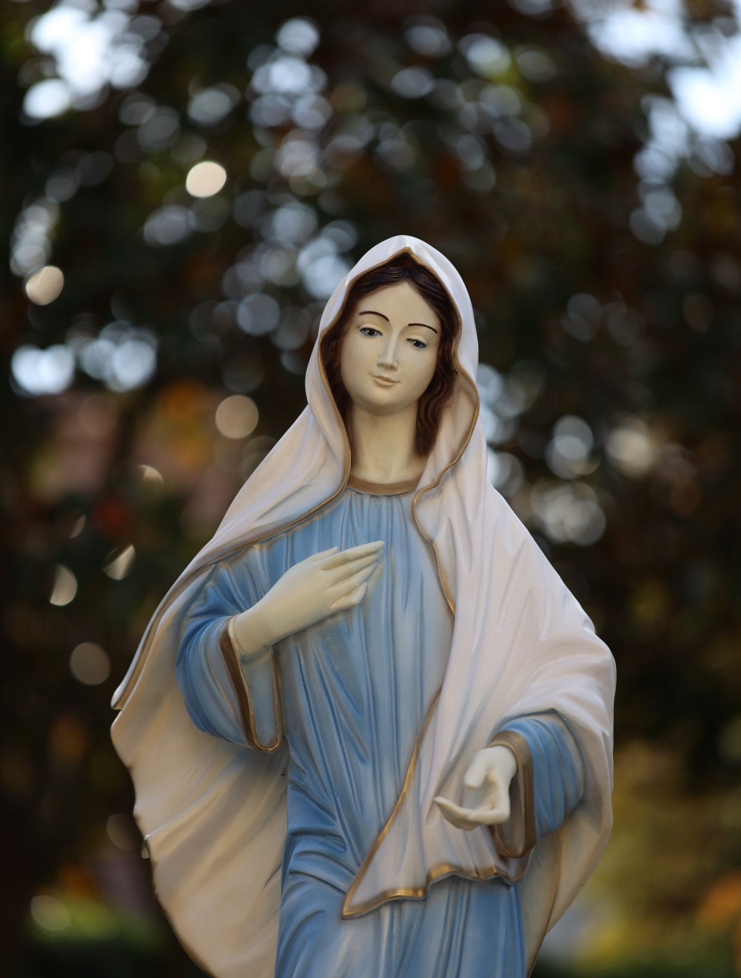 Estatua de Medjugorje de 90 cm, escultura de Nuestra Señora Reina de la Paz, estatua de polvo de mármol fundido de Medjugorje, estatua de Nuestra Señora de 35 pulgadas