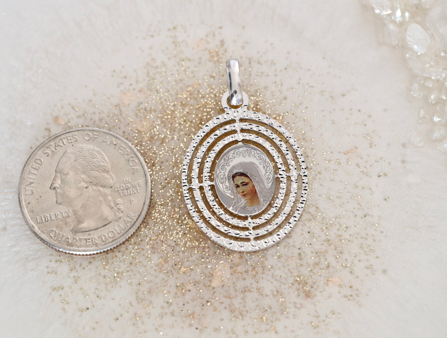 Medalla de Medjugorje, medalla de la Reina de la Paz, plata de ley 925, colgante de collar de Nuestra Señora con corte de diamante, encanto del medallón de Nuestra Señora, Reina de la Paz