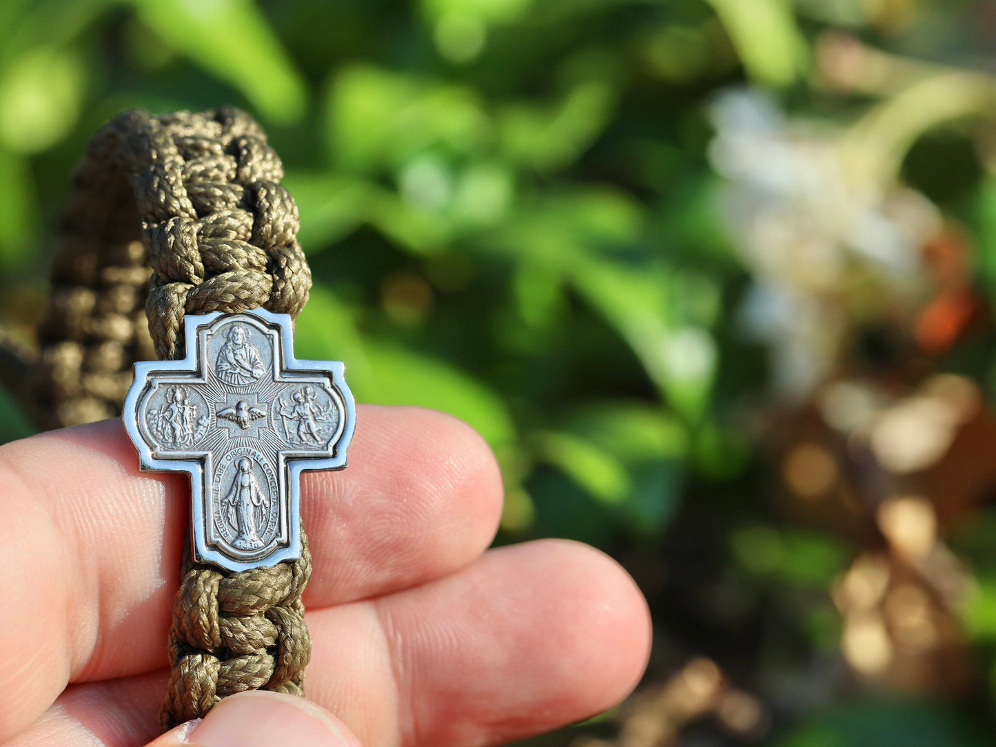 Bracalet Four Way Cross, bracalet paracord, bracalet para hombre, bracalet Medalla Milagrosa, bracalet táctico, cruz escapularia de plata de ley