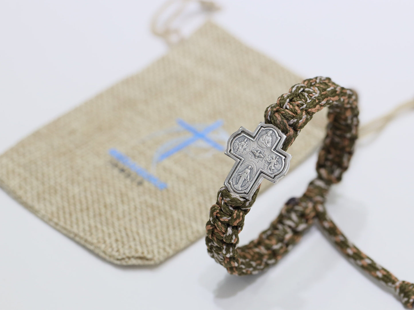 Bracalet Four Way Cross, bracalet paracord, bracalet para hombre, bracalet Medalla Milagrosa, bracalet táctico, cruz escapularia de plata de ley