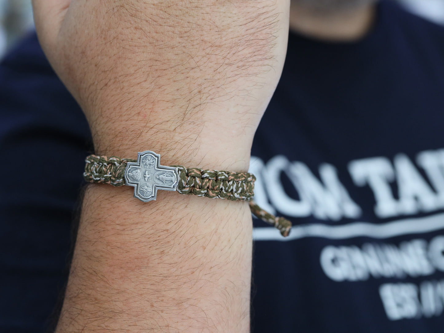 Bracalet Four Way Cross, bracalet paracord, bracalet para hombre, bracalet Medalla Milagrosa, bracalet táctico, cruz escapularia de plata de ley
