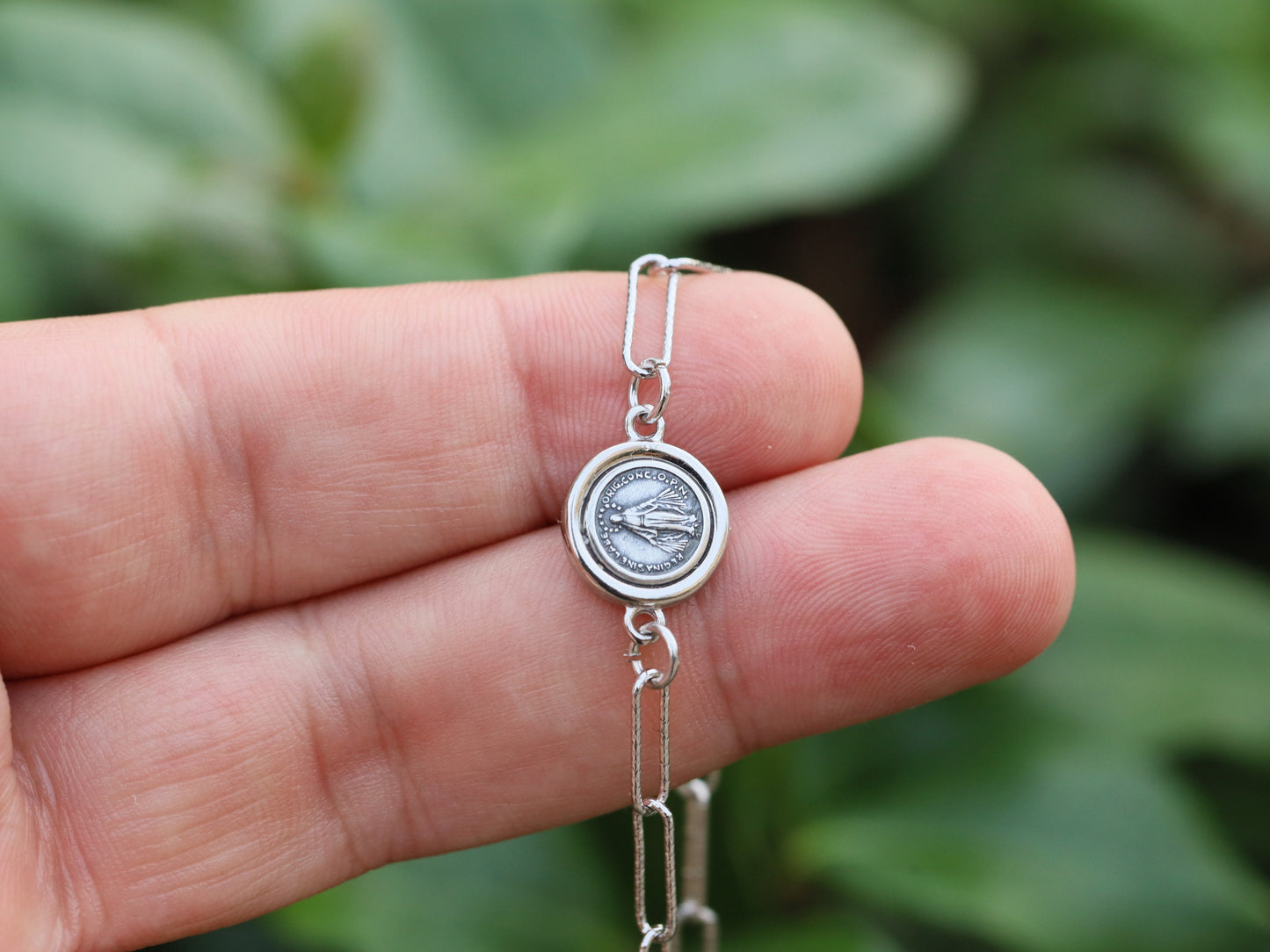 PEPERCLIP Medalla Milagrosa, plata de ley 925, pulsera de cable con Nuestra Señora de Gracia, regalo para mujer o adolescente, pulsera católica