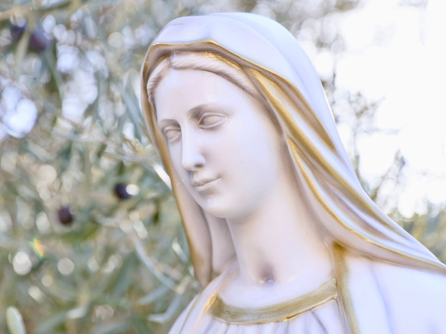 Estatua de Nuestra Señora de Gracia de 80 cm, estatua de polvo de mármol fundido de Nuestra Señora, estatua de la Medalla Milagrosa, Virgen María de 31,5 pulgadas, estatua del altar del hogar
