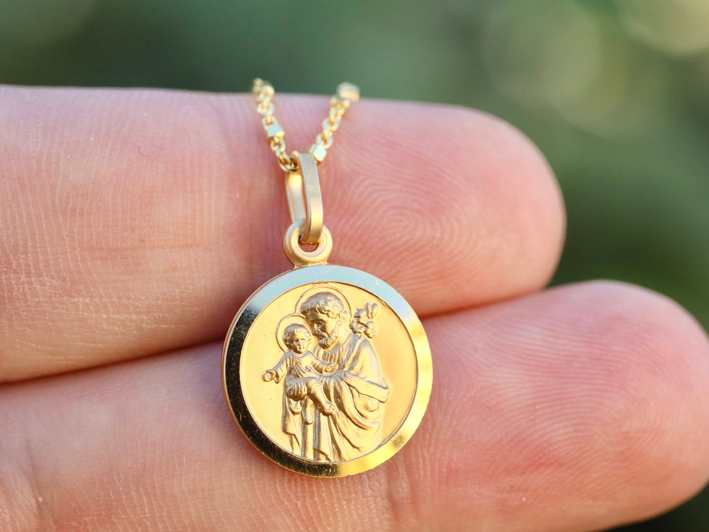 Medalla de San José, plata de ley 925, medalla chapada en oro de 18k, medalla protectora de la Sagrada Familia, delicada medalla de San José, medalla para adolescente