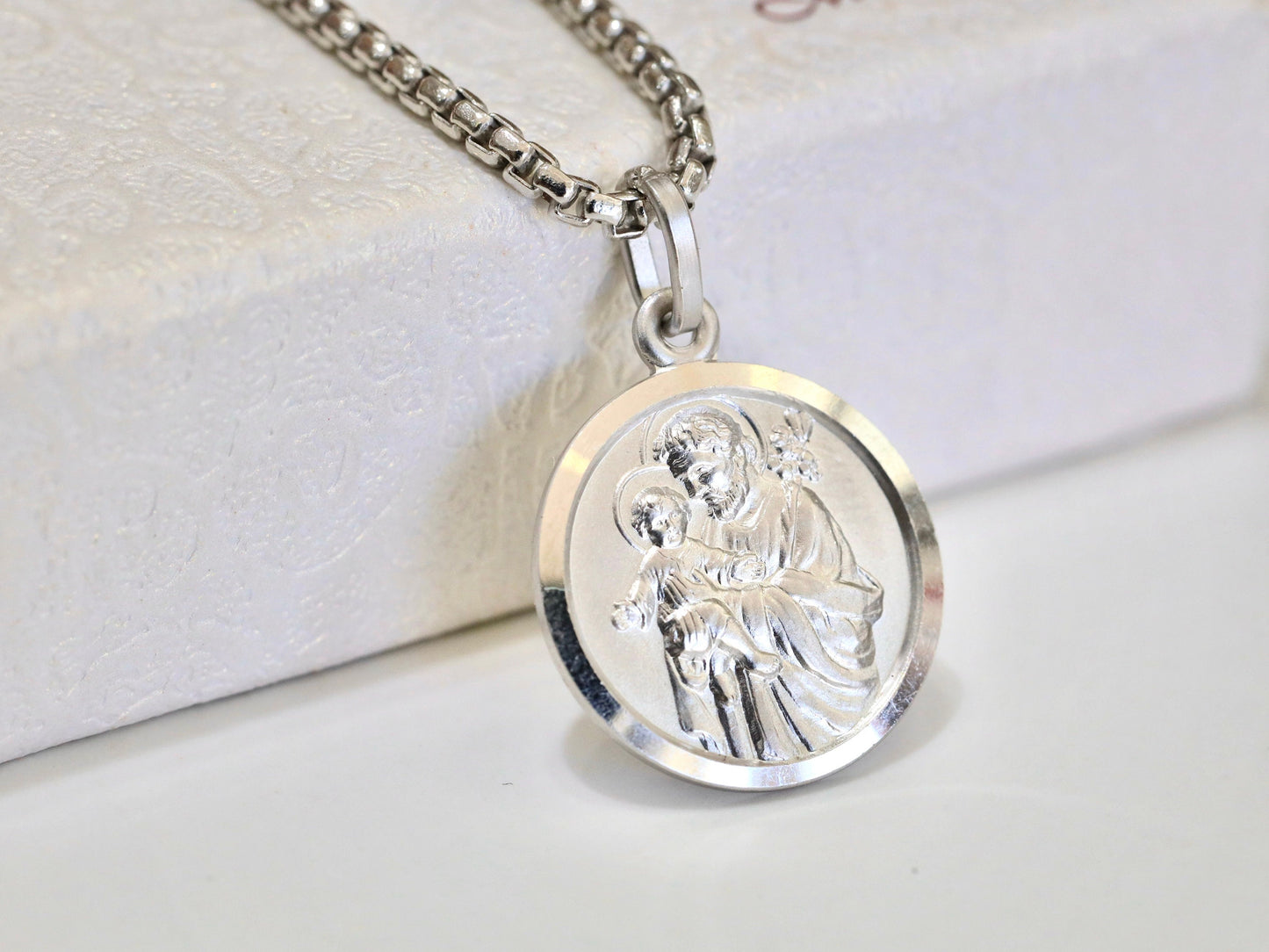 Medalla de San José para hombre, medalla de plata de ley 925, collar de San José, protector de la familia, medalla redonda para el marido, medalla protectora de EE.UU.