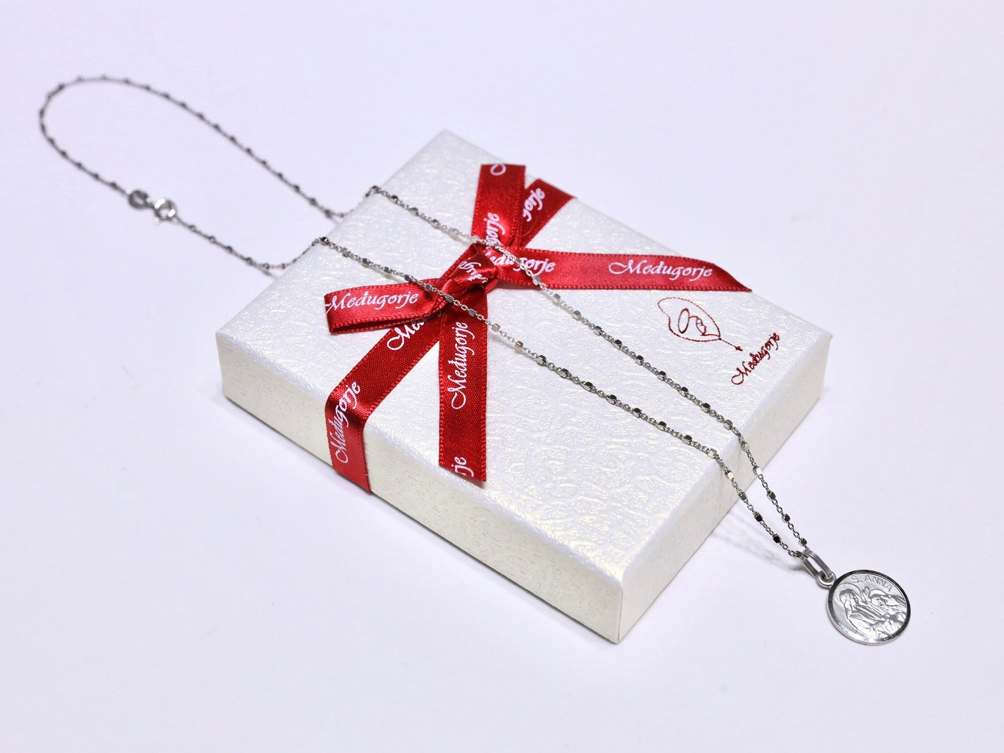 Colgante de Santa Ana, plata de ley 925 con baño de rodio, regalo de medalla de santa católica para mujeres, santa de la fertilidad, colgante de la mamá de la Virgen María