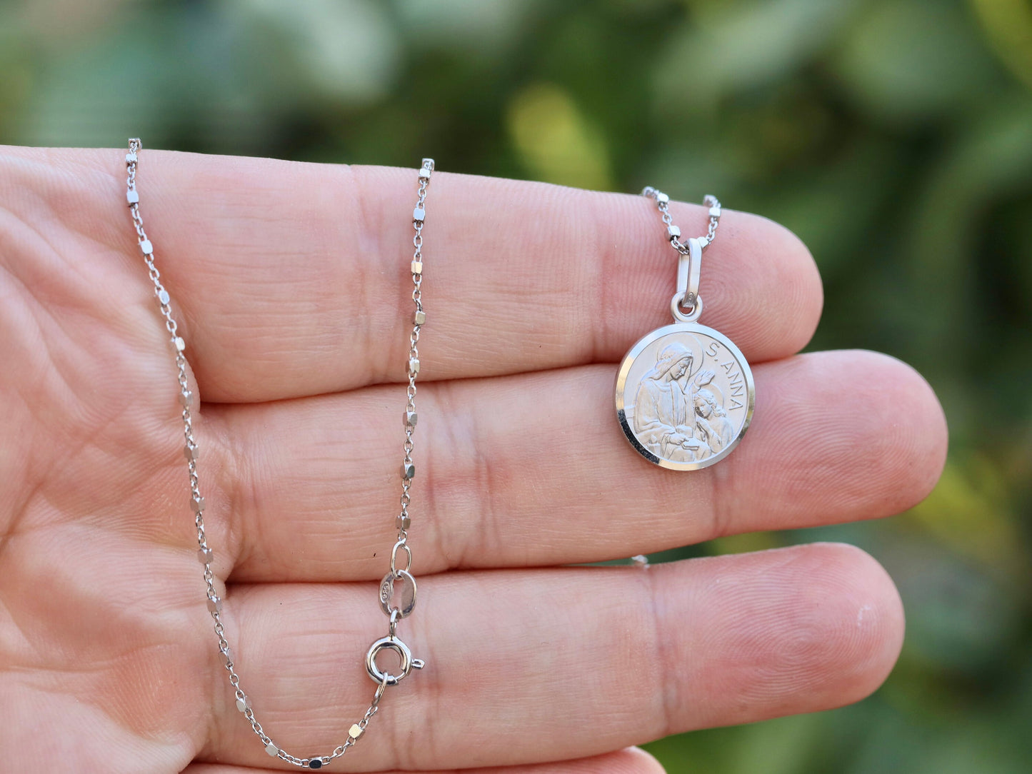 Colgante de Santa Ana, plata de ley 925 con baño de rodio, regalo de medalla de santa católica para mujeres, santa de la fertilidad, colgante de la mamá de la Virgen María
