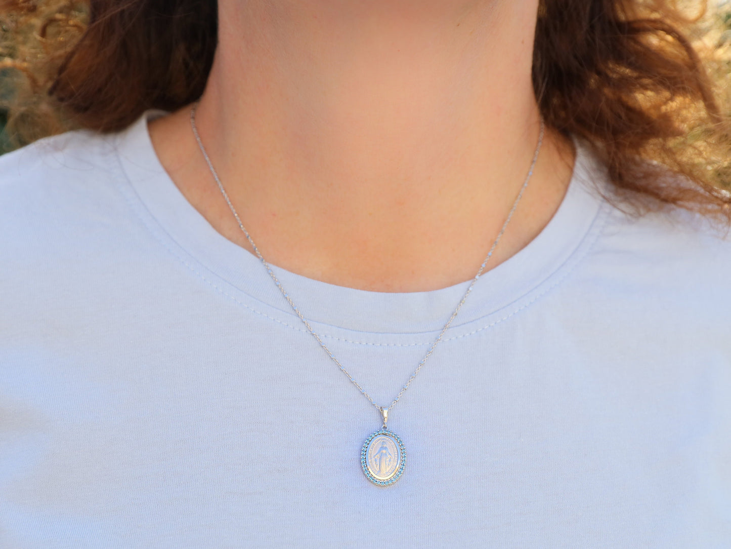Colgante Medalla Milagrosa, plata de ley 925, medalla para mujer católica, colgante Nuestra Señora de Gracia, Medalla Milagrosa en circonio azul