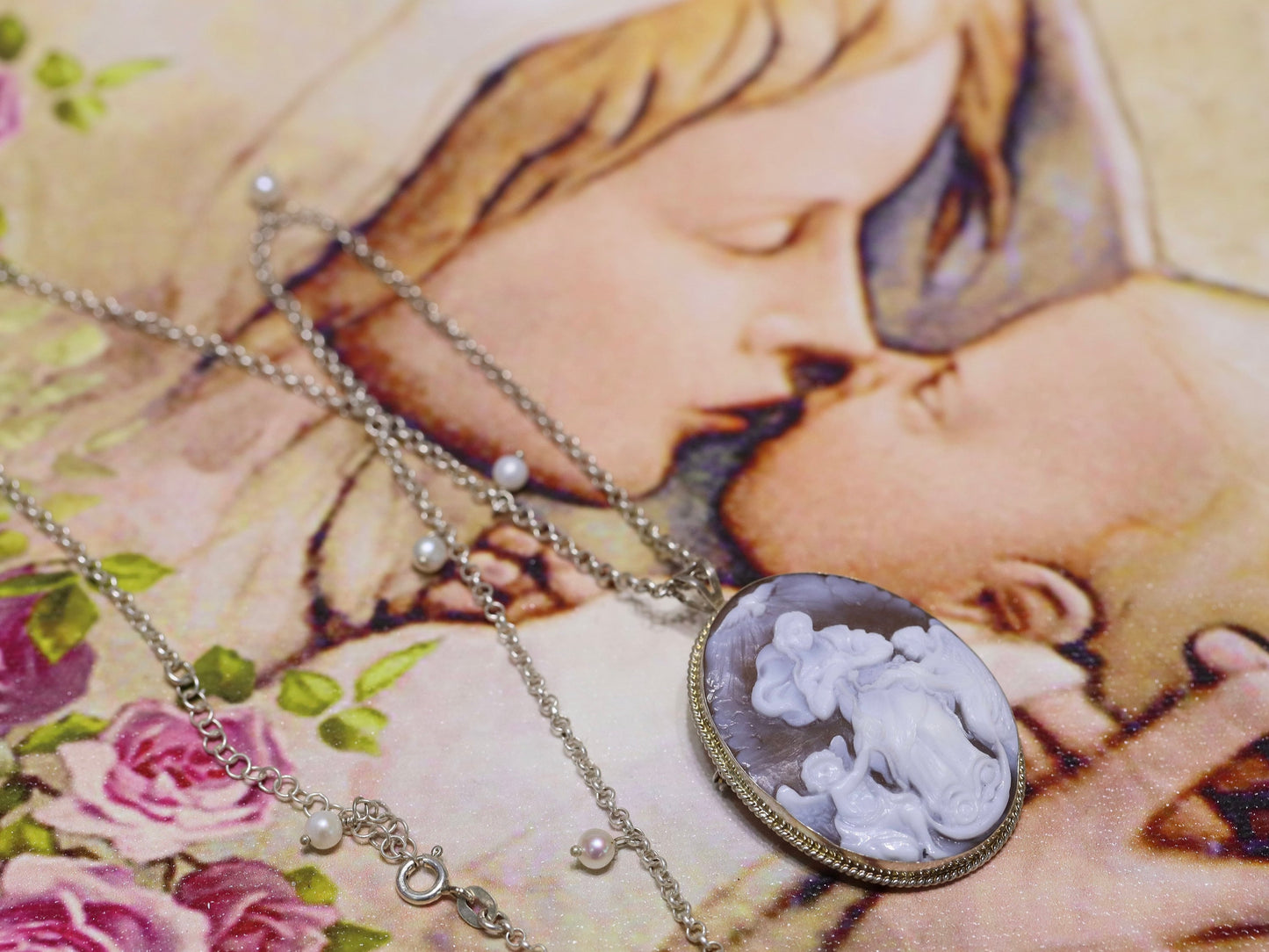 Cameo Nuestra Señora Desatadora de Nudos, cameo hecho a mano de la Virgen María que Deshace el Nudo, cameo tallado a mano de concha, camafeo genuino italiano de plata