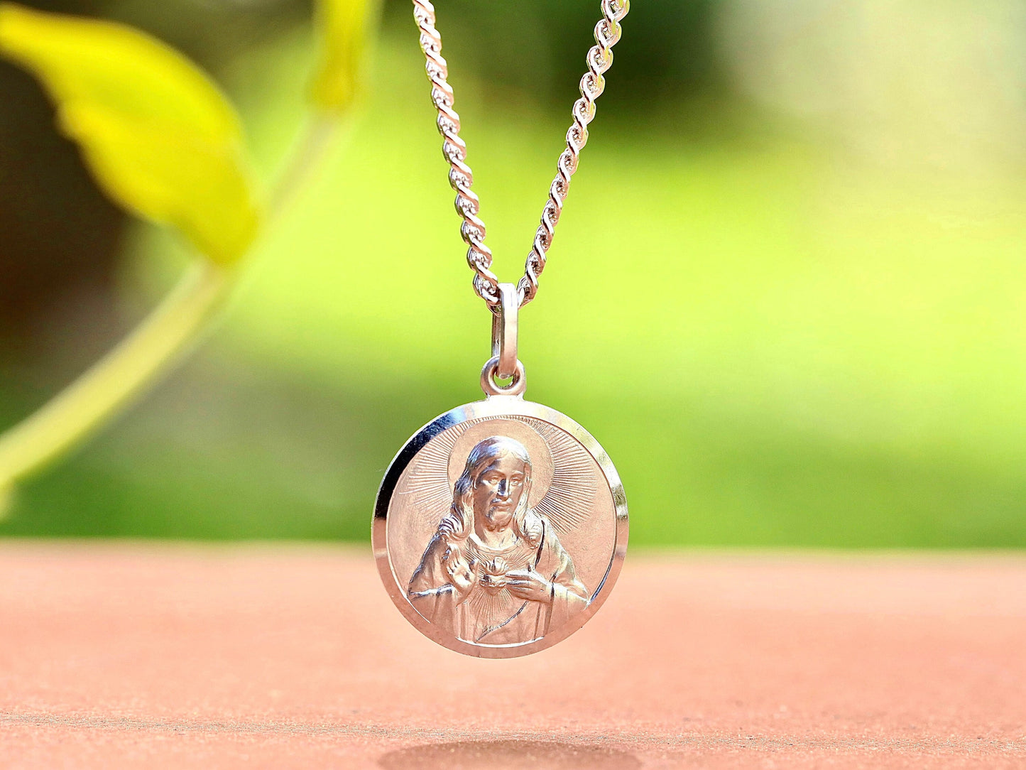 Medalla Escapulario de 19 mm, Escapulario redondo de plata de ley, medalla escapulario para hombre, Sagrado Corazón de Jesús con collar Nuestra Señora del Monte Carmelo