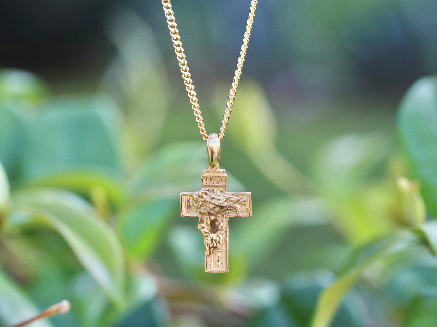 Colgante de cruz de plata de ley con rostro de Jesucristo - Chapado en oro de 18 kt - Collar opcional