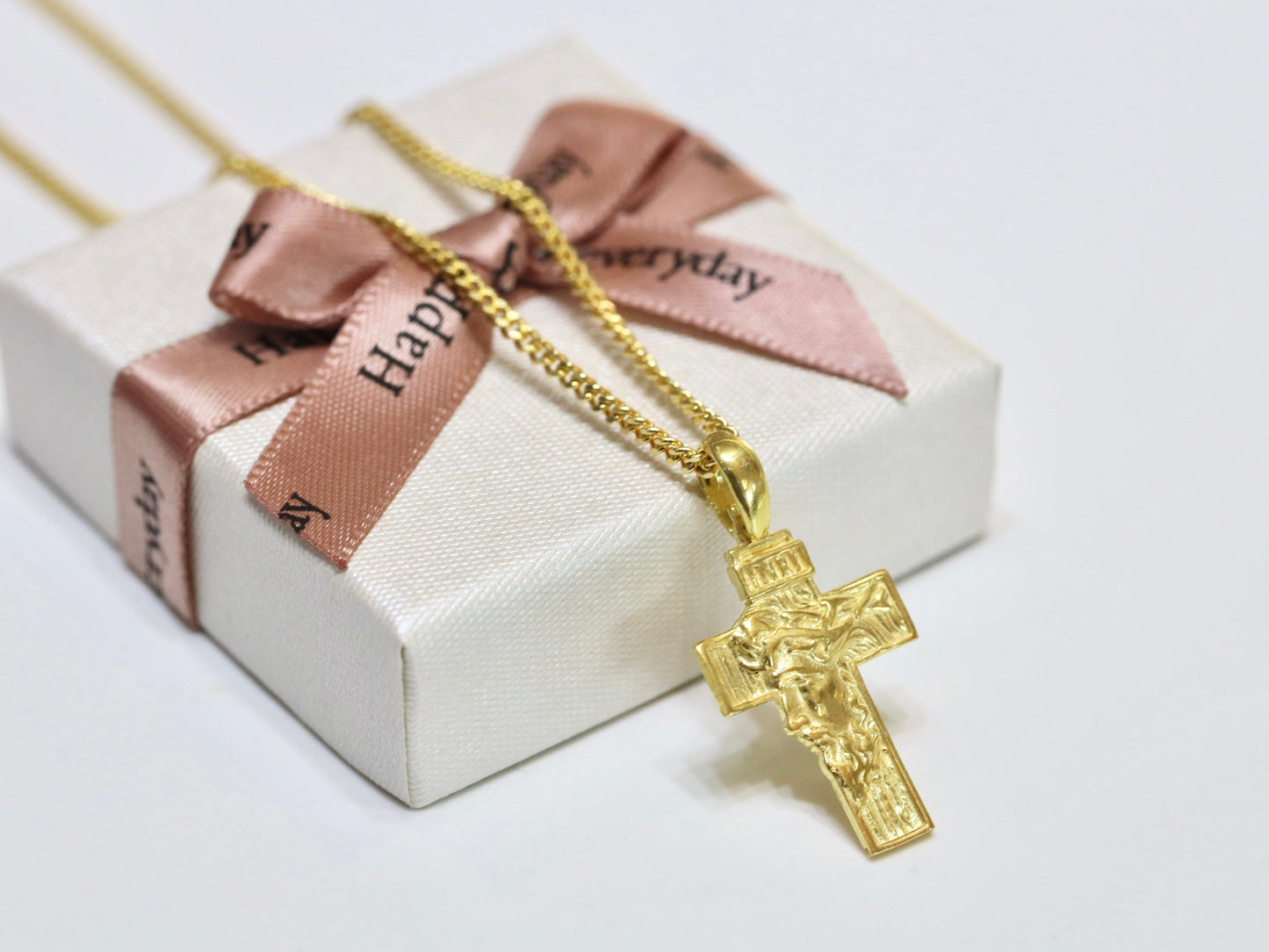 Colgante de cruz de plata de ley con rostro de Jesucristo - Chapado en oro de 18 kt - Collar opcional