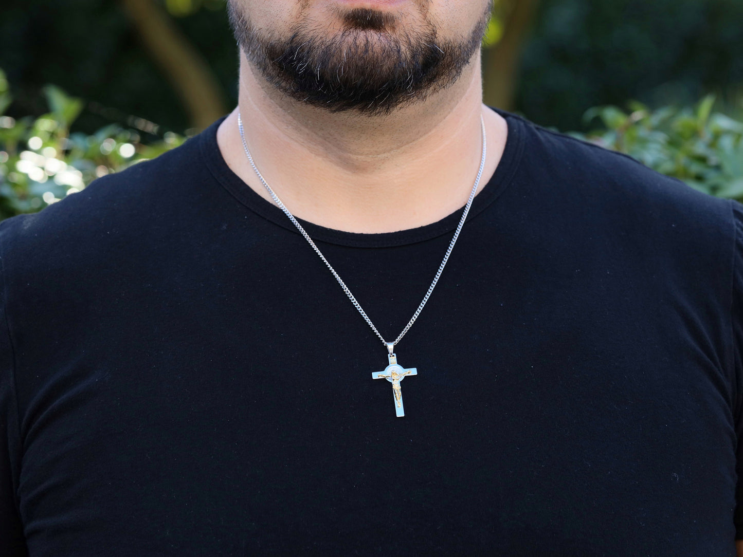 Impresionante collar de crucifijo de plata de ley 925: cruz de tamaño mediano con diseño de 3 partes, regalo perfecto para padre o hijo católico