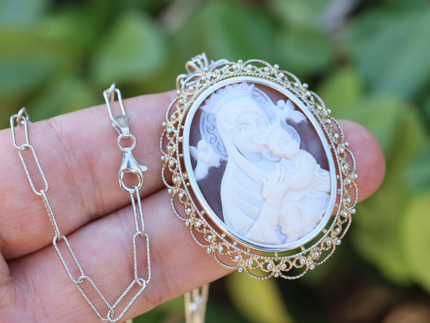 Medalla de Nuestra Señora del Perpetuo Socorro, medalla de cameo italiano, cameo de la Virgen María, cameo de concha, plata de ley, colgante de cameo genuino Torre del Greco