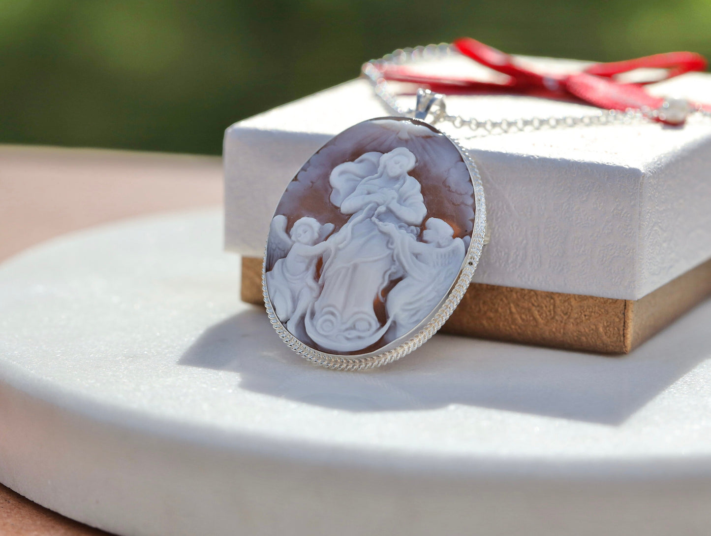 Cameo Nuestra Señora Desatadora de Nudos, cameo hecho a mano de la Virgen María que Deshace el Nudo, cameo tallado a mano de concha, camafeo genuino italiano de plata