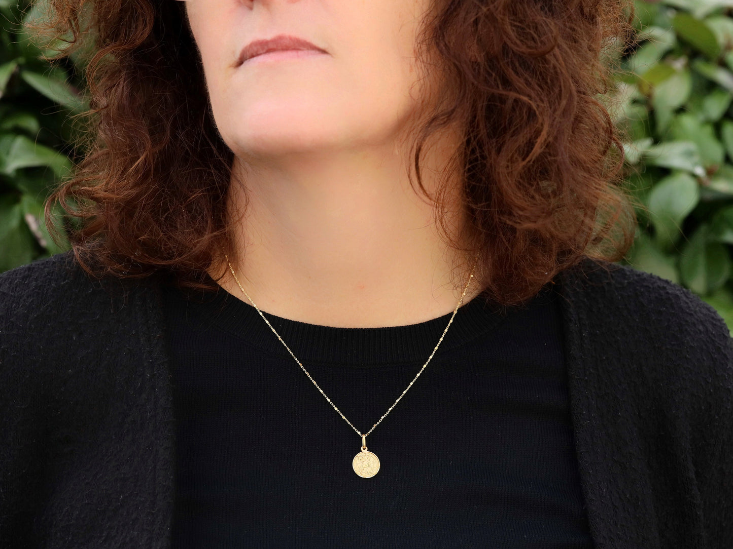 Colgante de plata de ley St Georgie de 13 mm, dije de St Georgie de tamaño mediano, colgante St Georgie chapado en oro de 18 kt