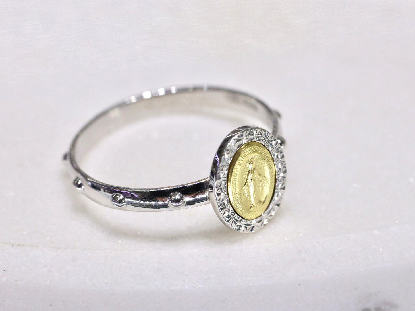 Anillo de rosario, anillo de Medalla Milagrosa, rosario de plata de ley 925, anillo de cuentas de oración, Virgen María talla diamante, delicado anillo católico con Nuestra Señora