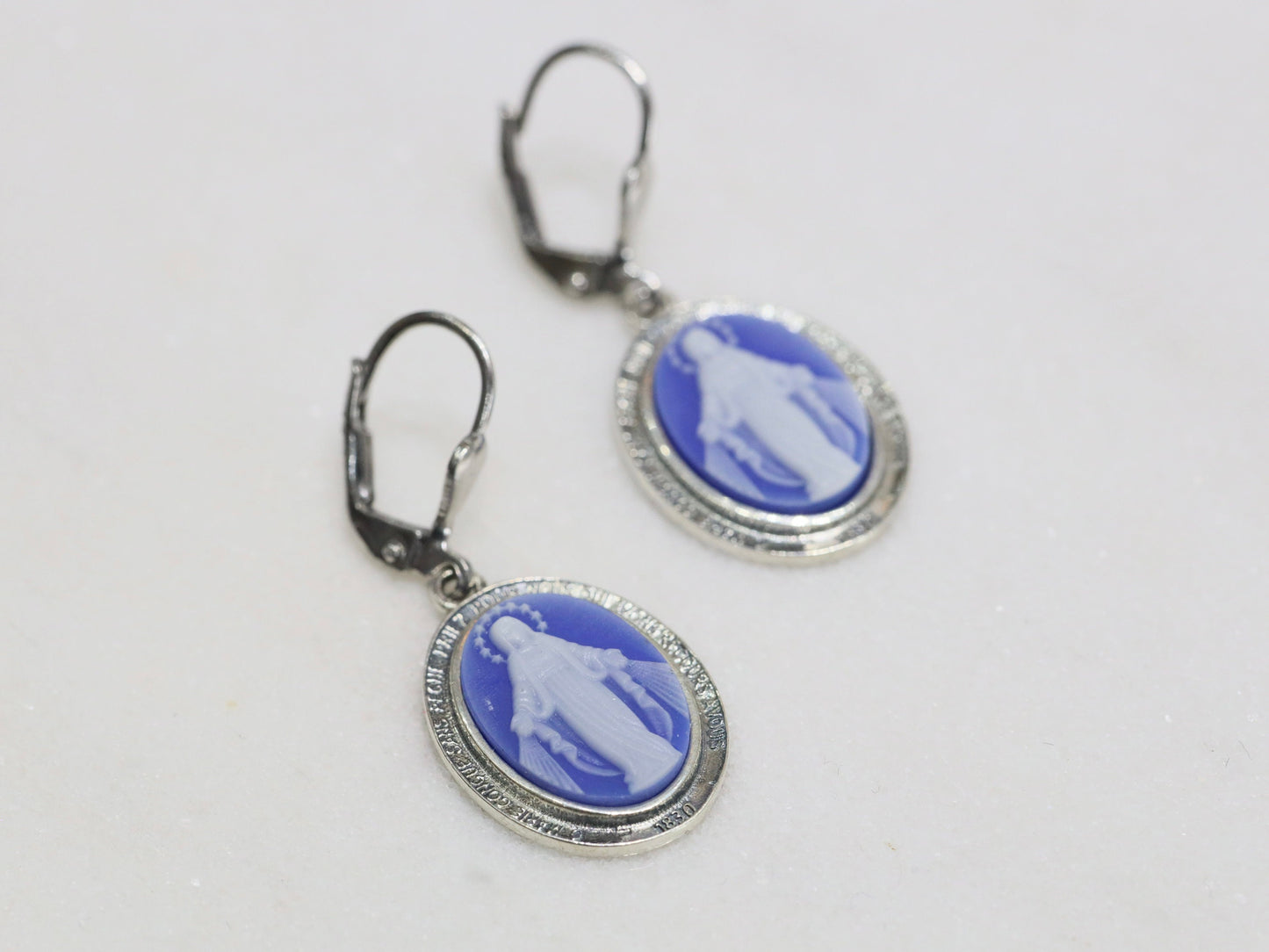 Pendientes estilo cameo de la Medalla Milagrosa de plata de primera ley, pendientes de la Virgen María para mujeres católicas,