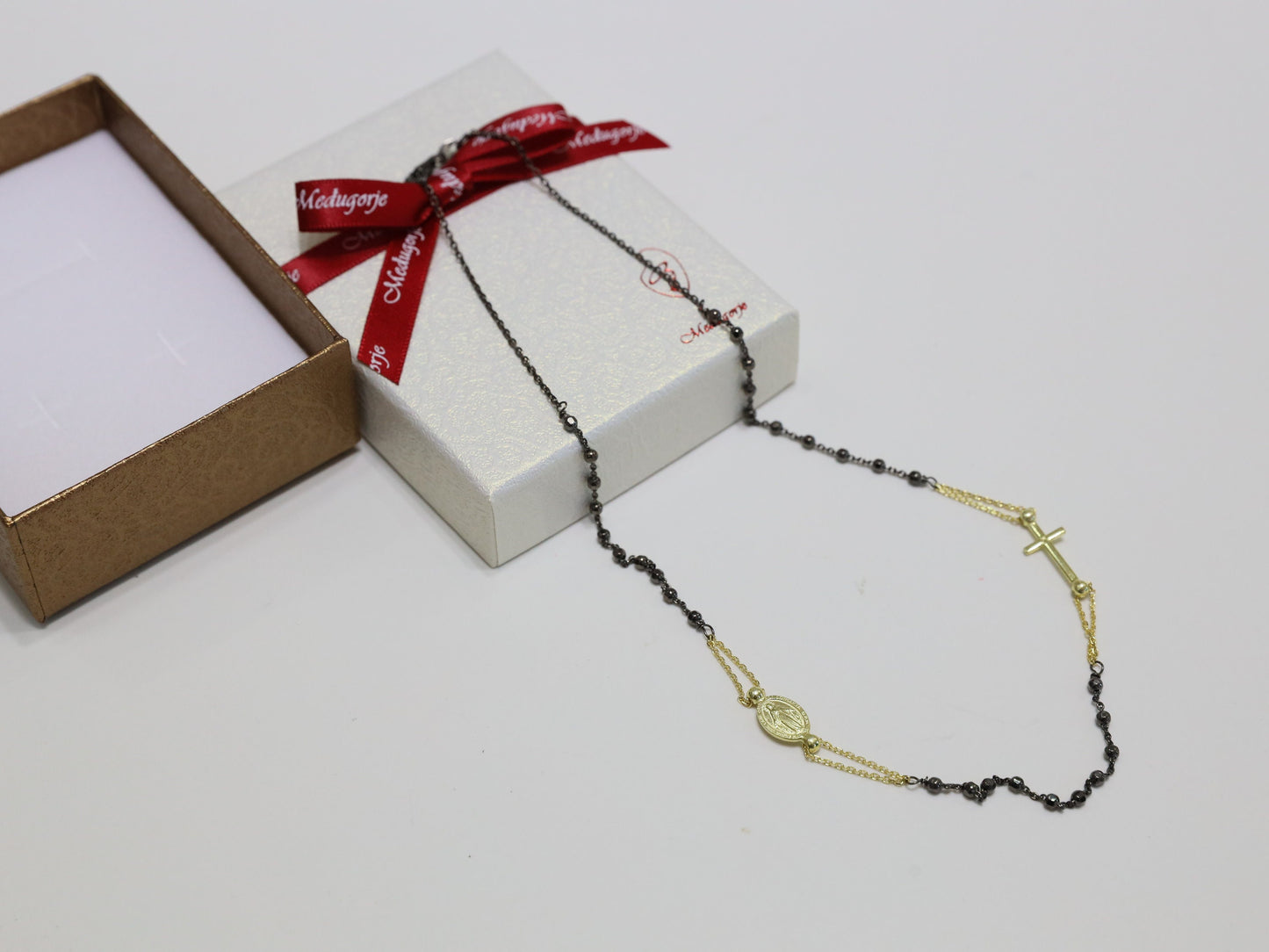 Impresionante collar de rosario católico con 3 décadas, cruz de oro y medalla milagrosa - plata de ley hecha a mano, collar de rosario redondo para mujer