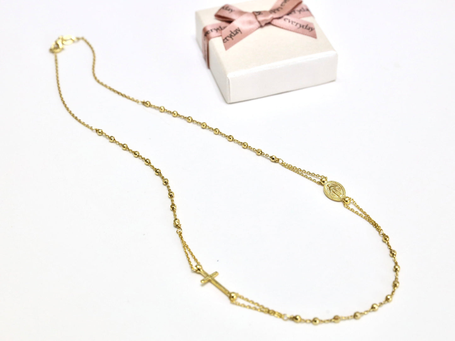 Collar de rosario minimalista hecho a mano con medalla milagrosa y cruz - Elegante joyería católica para mujer, plata de ley 925 chapada en oro
