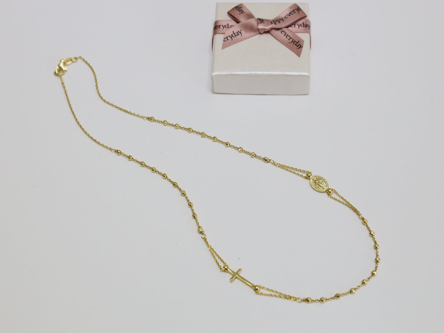Collar de rosario minimalista hecho a mano con medalla milagrosa y cruz - Elegante joyería católica para mujer, plata de ley 925 chapada en oro