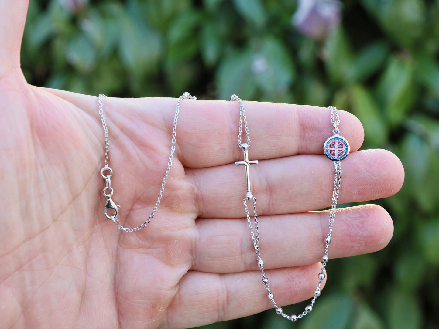 Collar de rosario de tres décadas de 18 pulgadas con medalla de San Benito, collar de plata de ley 925 para mujeres católicas, collar de cruz de San Benito