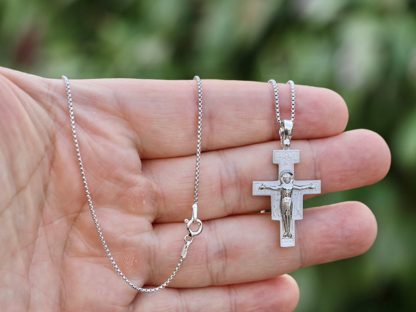 Colgante cruzado de plata de ley 925 de San Damián, colgante de icono de tamaño mediano de colgante crucifijo de San Francisco de Asís para hombre o mujer