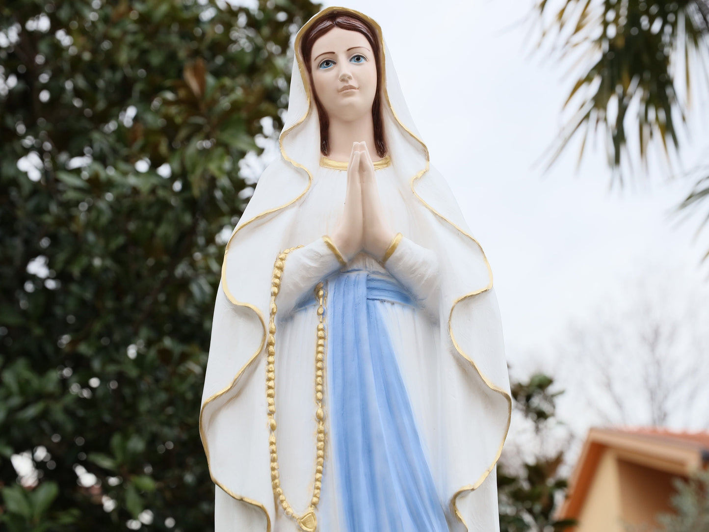Estatua de la Graciosa Virgen María de Lourdes - 110 cm / 43,3 pulgadas, estatua de la Virgen María fundida en resina en polvo de mármol, gran estatua de Nuestra Señora