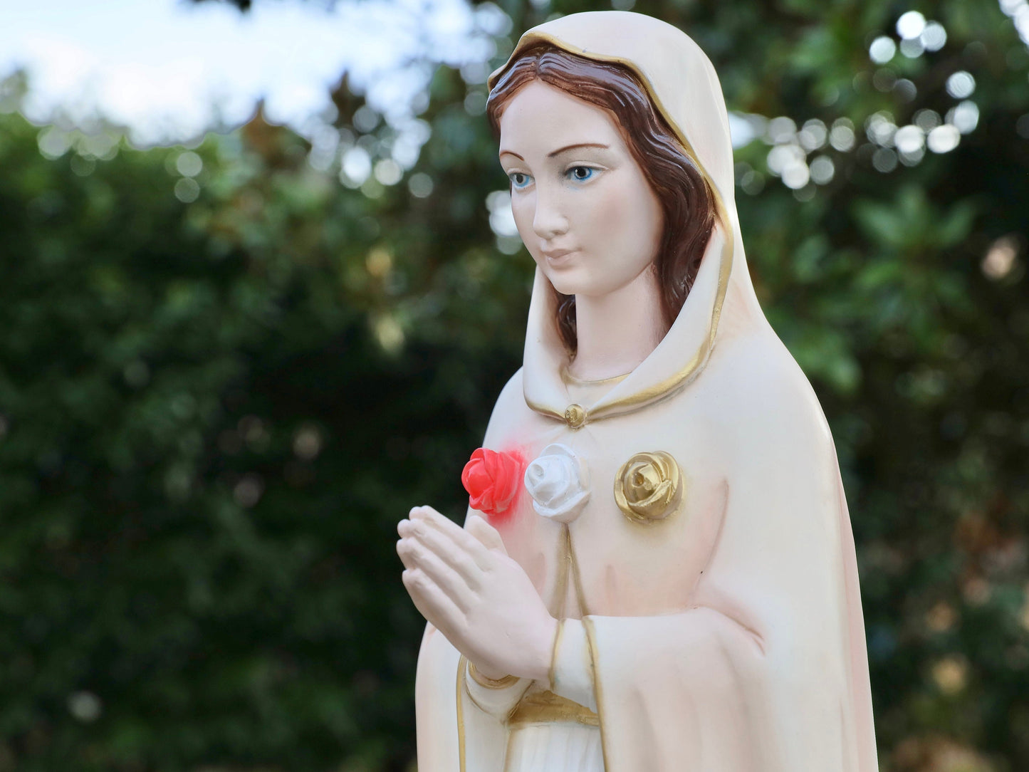 Virgin Mary of Mystic Rose Statue - Marble Powder and Resin - Outdoor Safe - 66 cm / 26 inch, casted and hand painted Virgin Mary statue