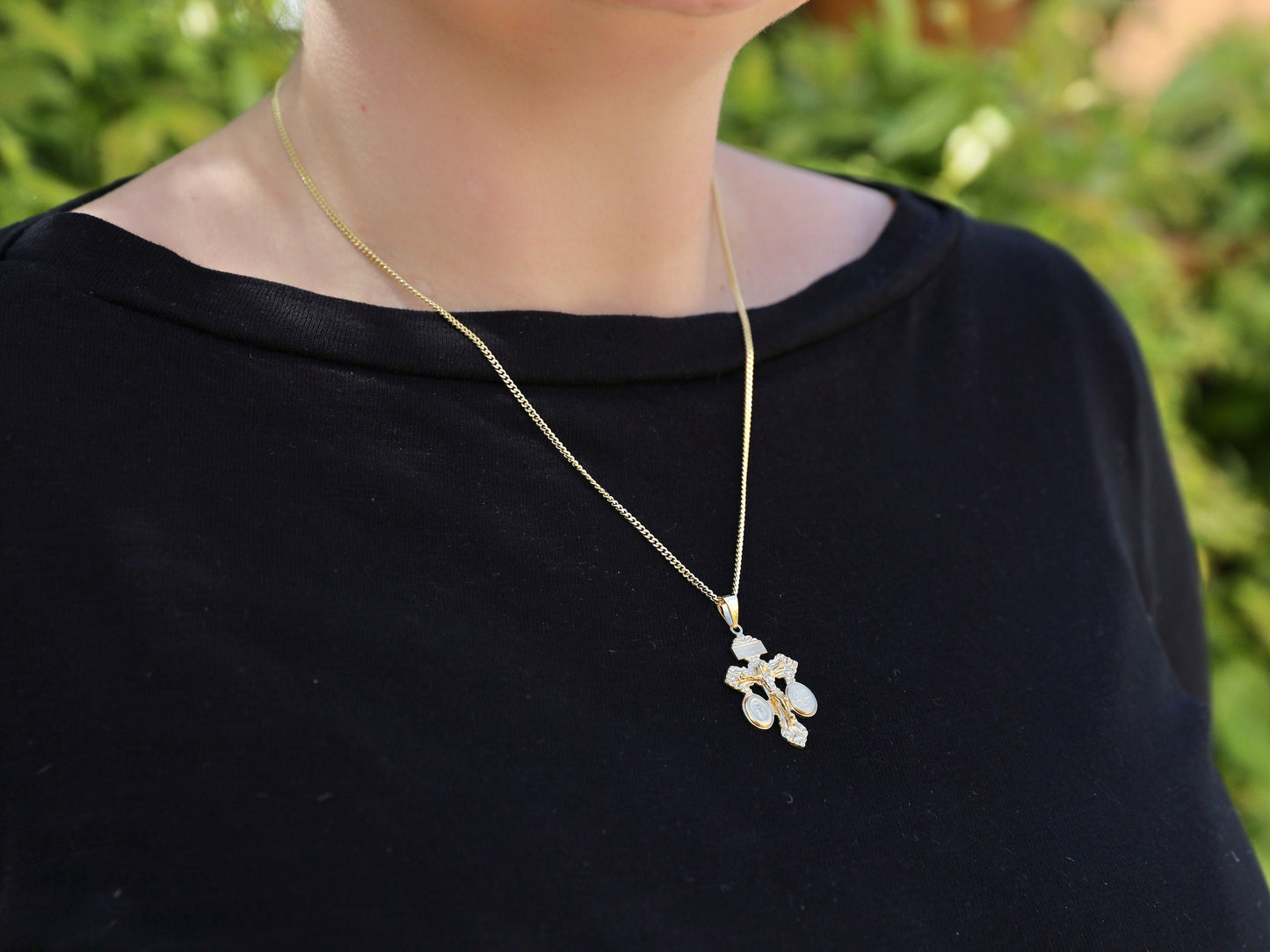 Crucifijo de perdón de plata de ley con chapado en oro de 18 quilates - Opción de collar de cruz católica disponible, crucifijo de indulgencia pequeño de 34 x 21 mm