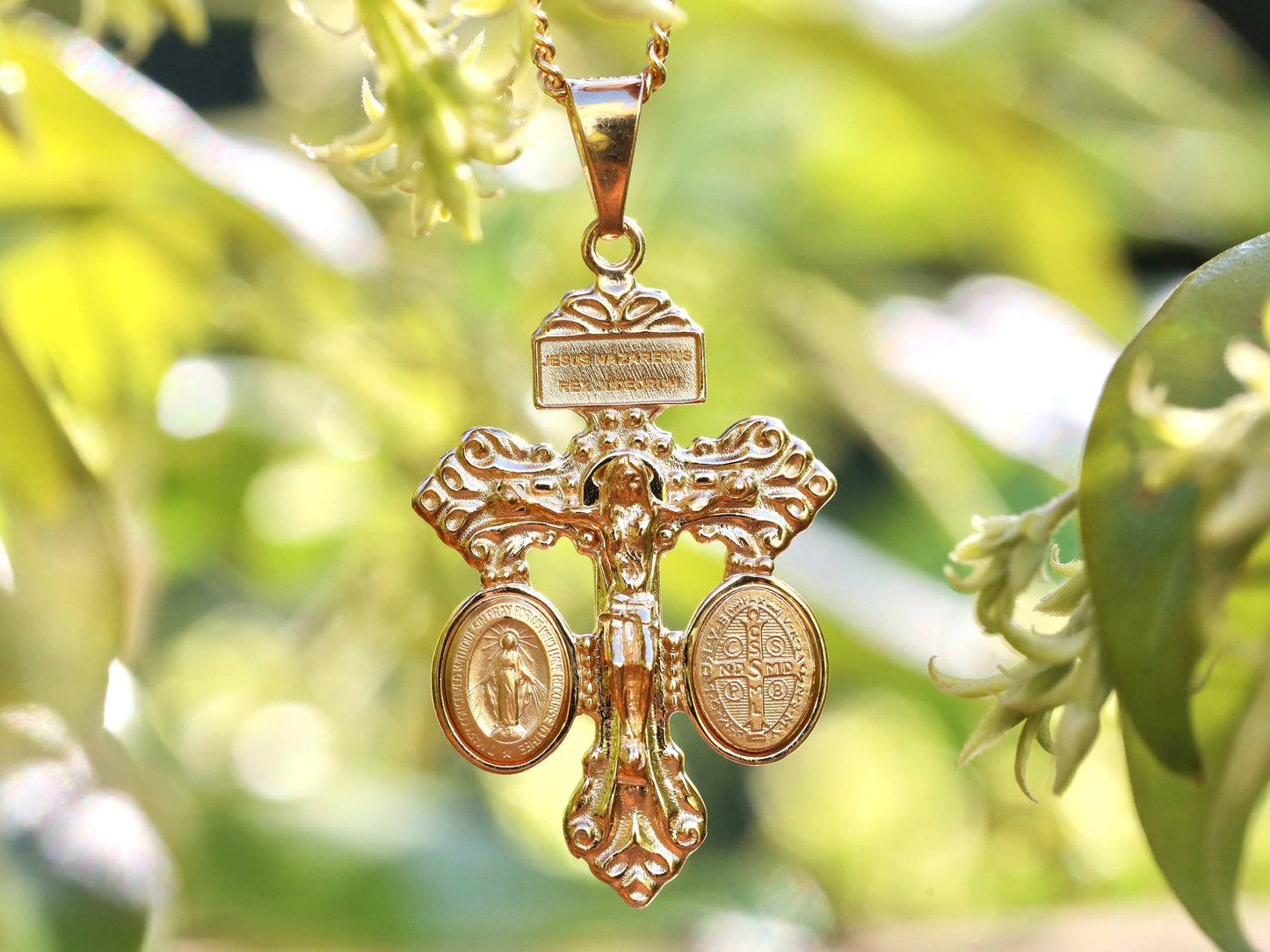 Crucifijo de perdón de plata de ley con chapado en oro de 18 quilates - Opción de collar de cruz católica disponible, crucifijo de indulgencia pequeño de 34 x 21 mm