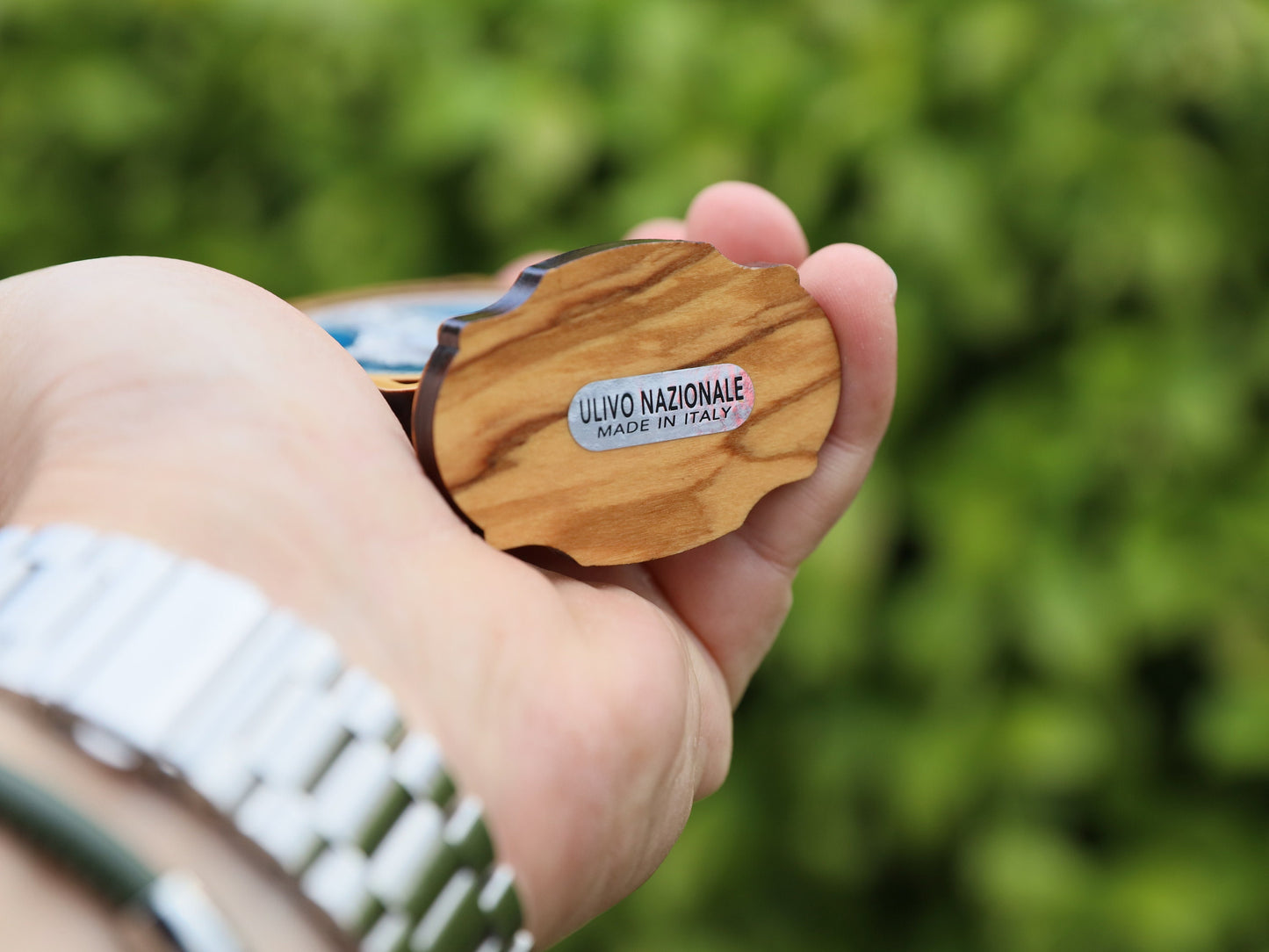 Soporte de mesa para medalla milagrosa de fabricación italiana - aleación plateada y madera de olivo, pequeño soporte de mesa para medalla milagrosa