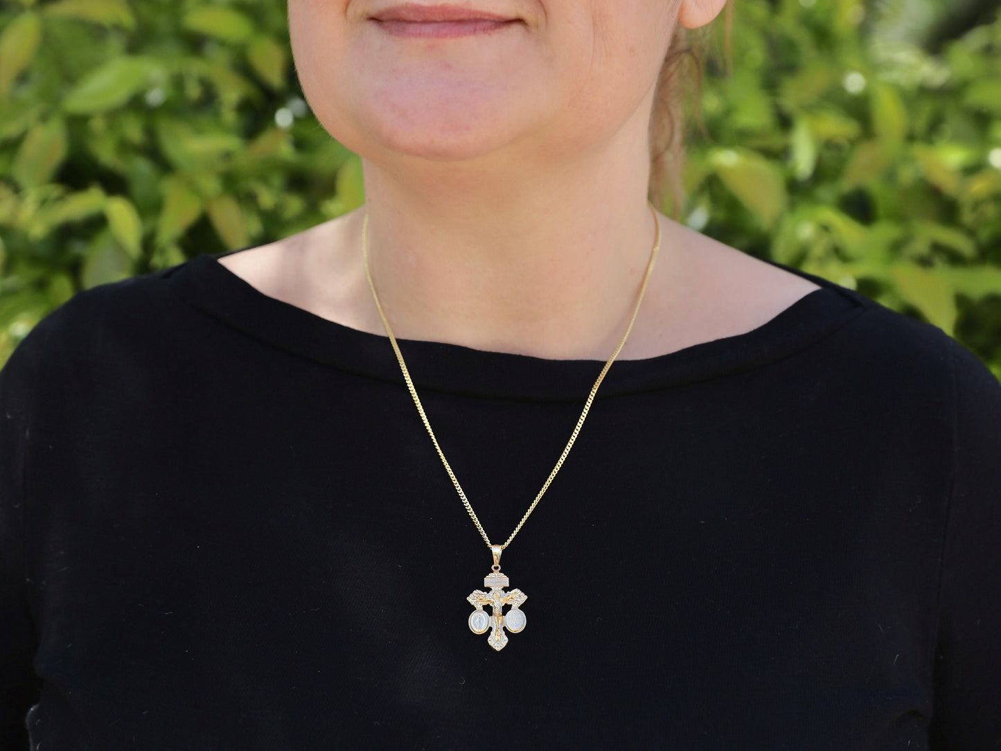 Crucifijo de perdón de plata de ley con chapado en oro de 18 quilates - Opción de collar de cruz católica disponible, crucifijo de indulgencia pequeño de 34 x 21 mm