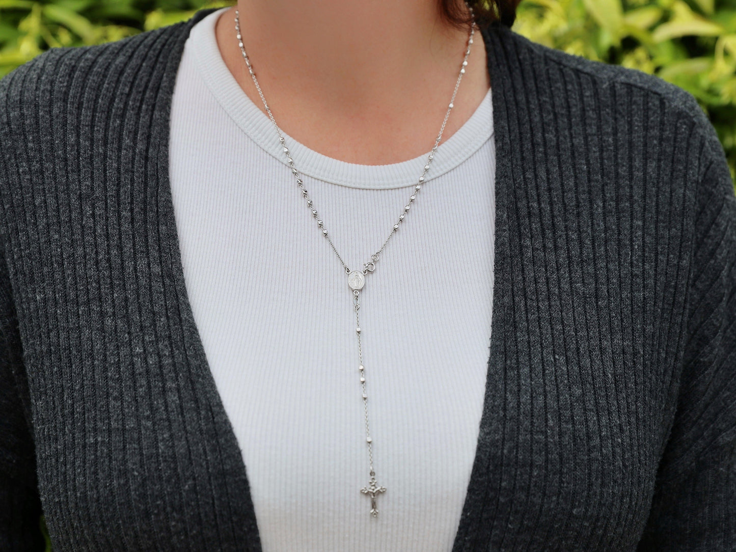 Rosario de plata de ley 925 para mujer, collar de rosario de 20 pulgadas/ 51 cm, rosario de medalla milagrosa para mujer católica, rosario de cuentas cuadradas