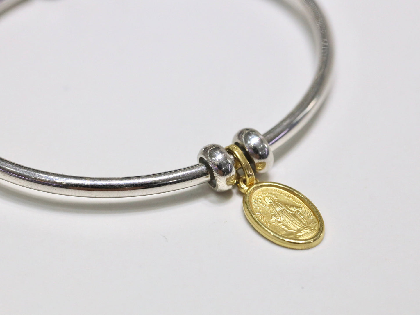Pulsera de plata de ley con medalla milagrosa - Regalo ideal para mujeres - Pulsera de plata maciza chapada en rodio, resistente al deslustre