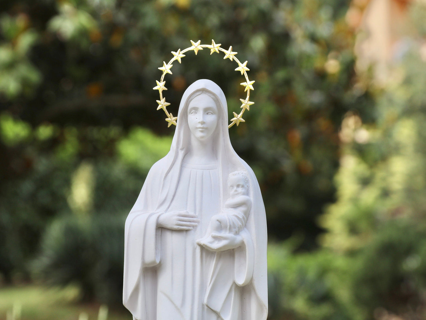 Estatua moderna de Nuestra Señora de Medjugorje (Reina de la Paz) - Descripción de polvo de mármol macizo de 50 cm (20 pulgadas) (envíe el número de teléfono para la entrega)