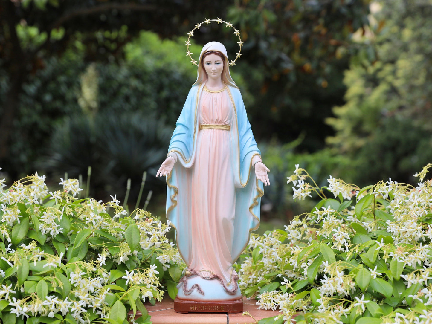 Estatua exterior de polvo de mármol fundido de Nuestra Señora de Gracia, estatua de Tihaljina, estatua de Medjugorje de 20 pulgadas, estatua de la Virgen María, estatua católica
