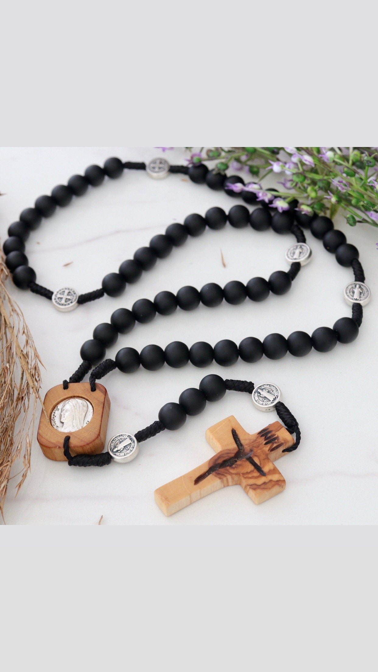 Rosario negro para hombre, Rosario negro hecho a mano de San Benito con medalla de madera de olivo de la Divina Misericordia y Nuestra Señora, regalo de rosario perfecto