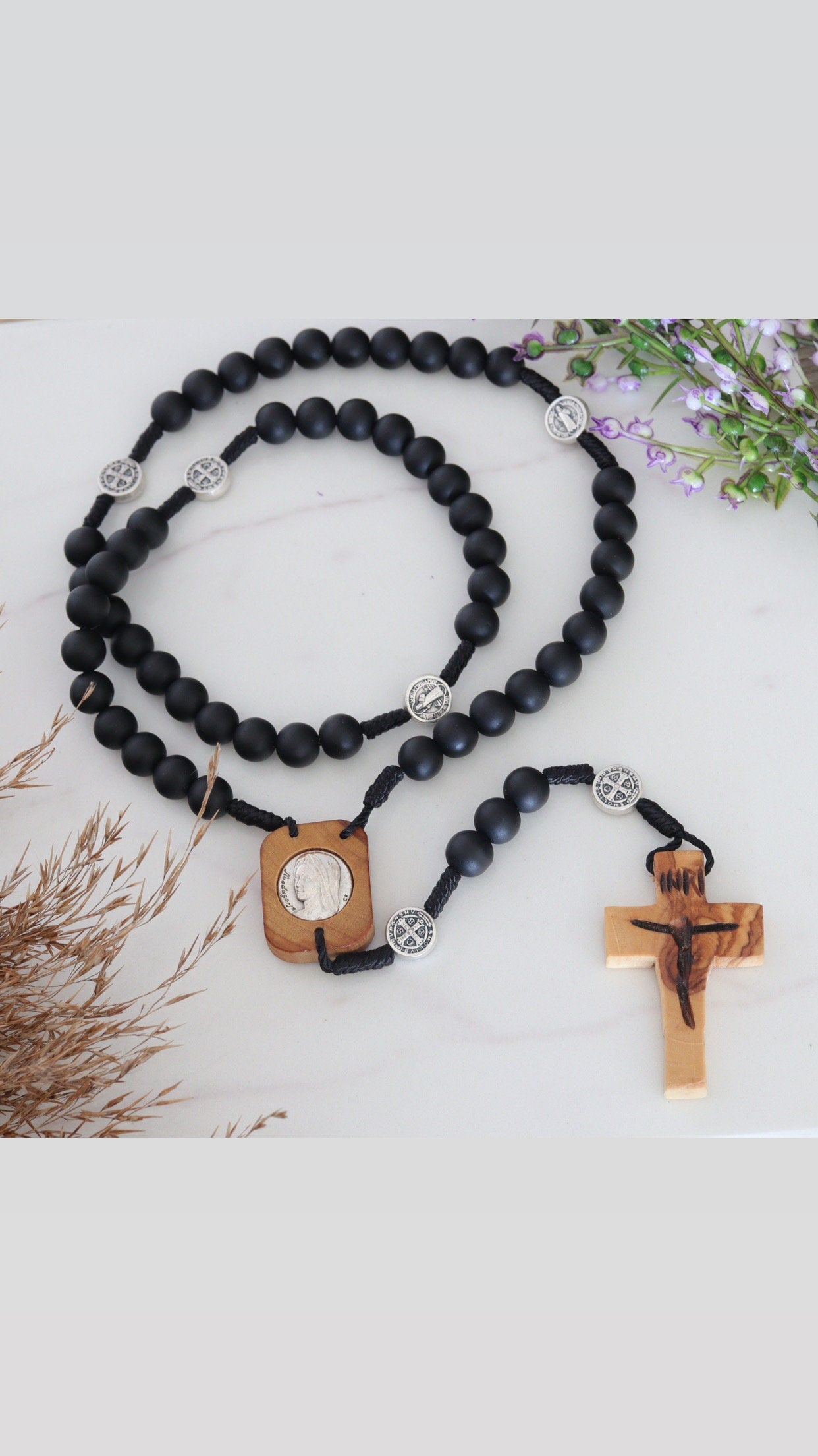Rosario negro para hombre, Rosario negro hecho a mano de San Benito con medalla de madera de olivo de la Divina Misericordia y Nuestra Señora, regalo de rosario perfecto