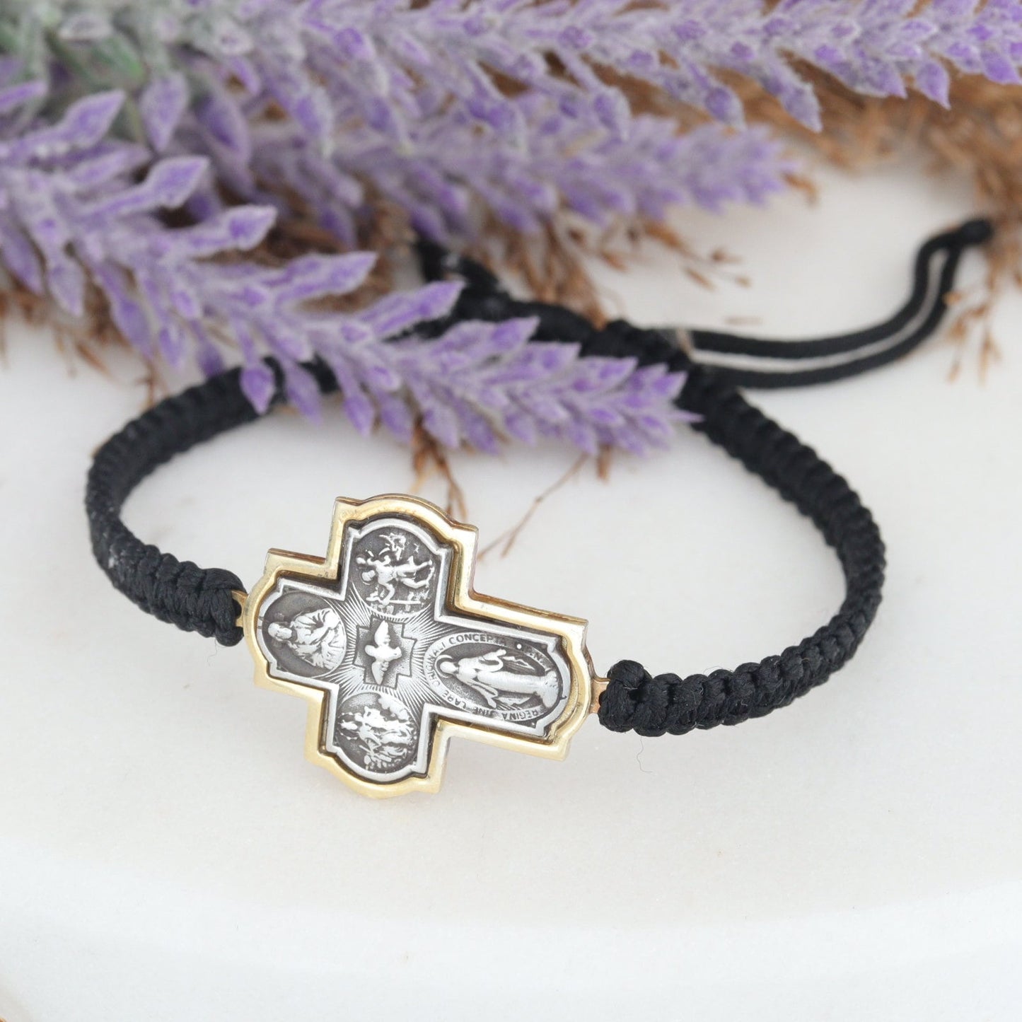 pulsera cruzada de cuatro vías de plata de primera ley con cordón de macramé, pulsera cruzada escapularia de oro plateado con cordón tejido, cruz medjugorje