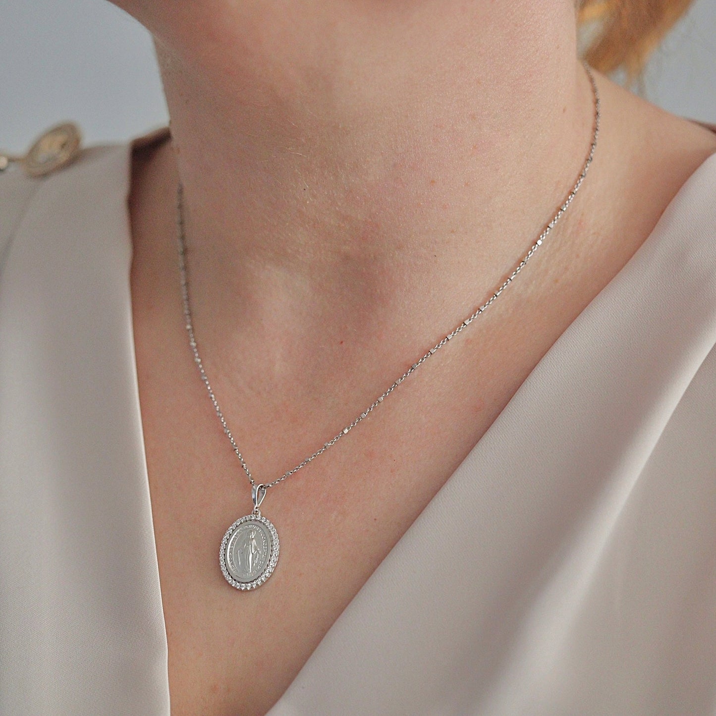 Medalla Milagrosa de plata de ley con circonitas, Medalla Nuestra Señora con circonitas,Medalla Virgen María, Nuestra Señora de Gracia, collar para mujer