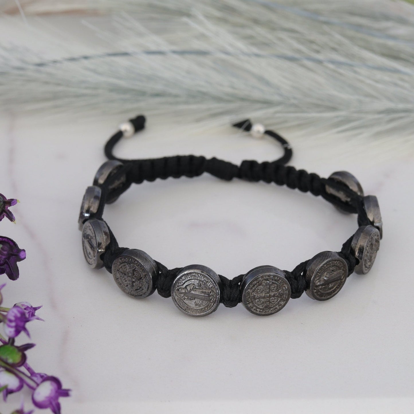 Pulsera de San Benito, Pulsera de San Benito hecha a mano con cordón, Pulsera de rosario de San Benito, Medalla de San Benito, Pulsera para hombre