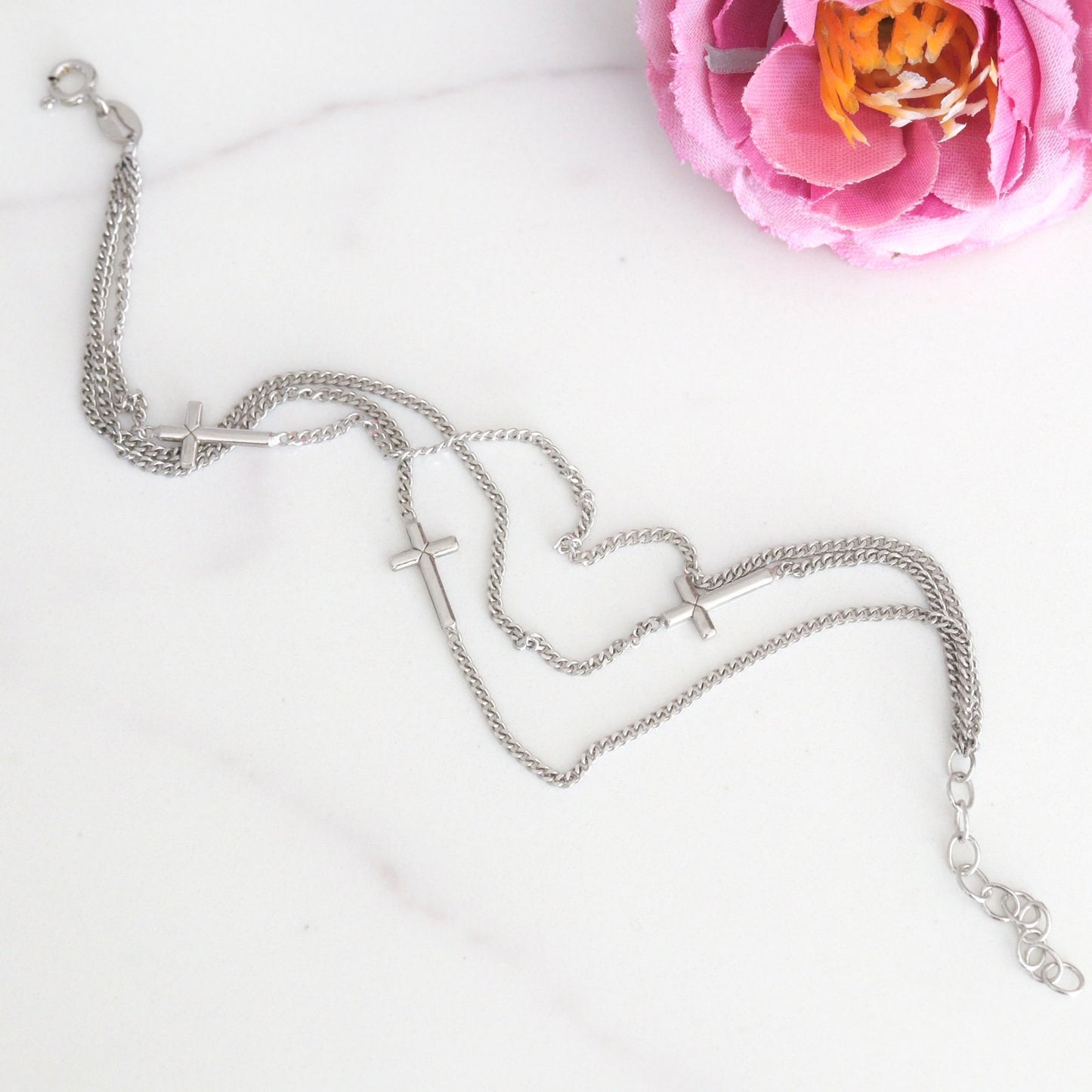 Pulsera cruzada delicada, pulsera de plata de ley 925, pulsera delicada para adolescente católica, pulsera cruzada triple estilo minimalista