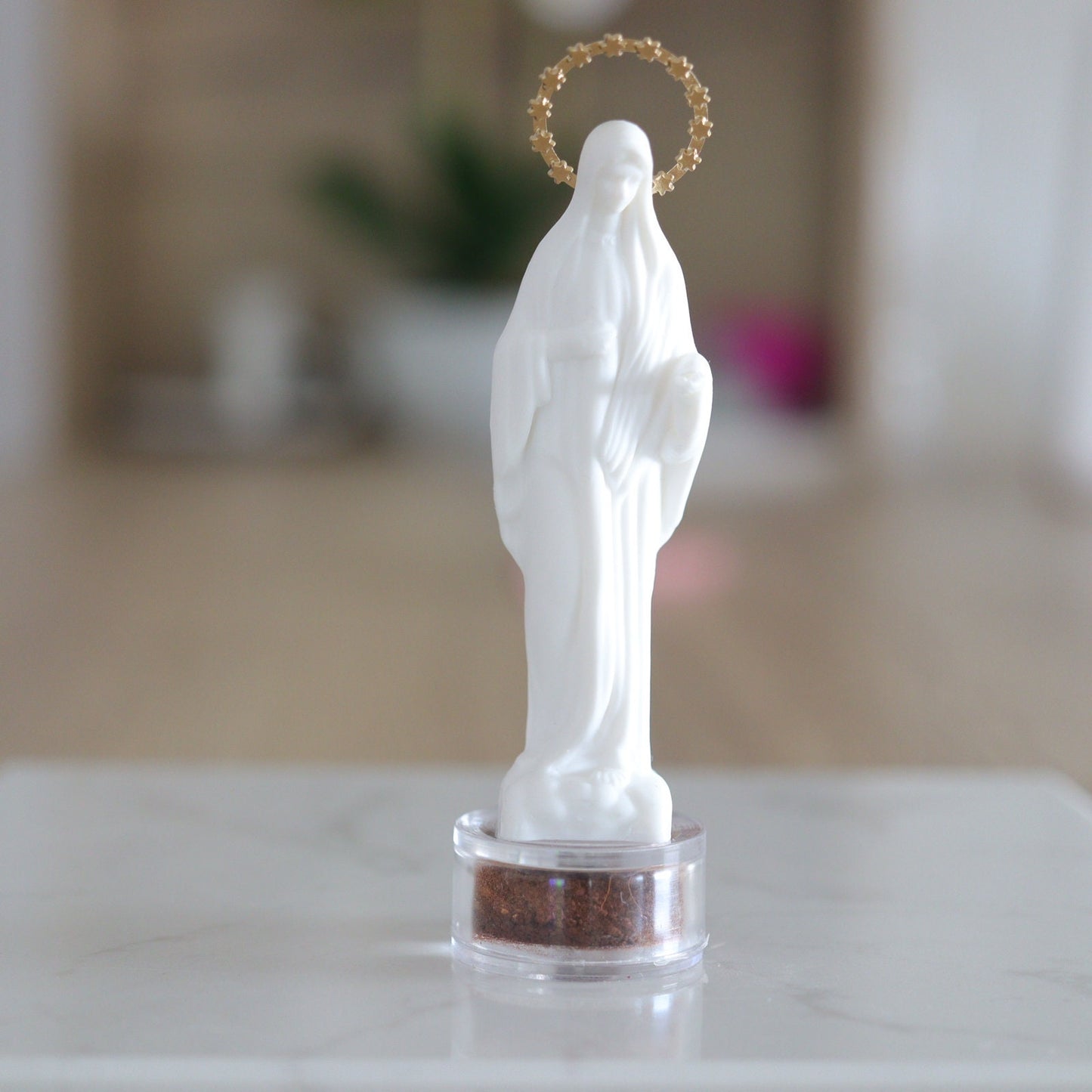 Estatua de Medjugorje, estatua de Nuestra Señora de Medjugorje, estatua de la Virgen María con tierra de la Colina de las Apariciones, estatua de la Reina de la Paz con tierra de reliquia