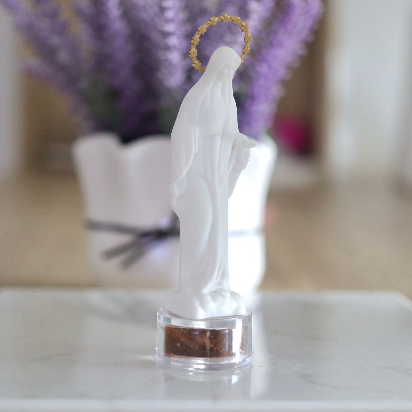 Estatua de Medjugorje, estatua de Nuestra Señora de Medjugorje, estatua de la Virgen María con tierra de la Colina de las Apariciones, estatua de la Reina de la Paz con tierra de reliquia