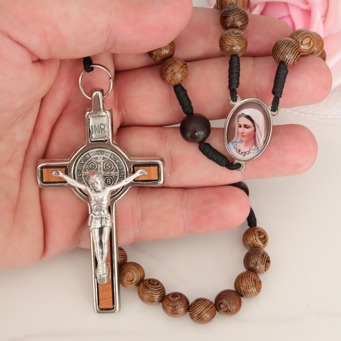 Rosario cruz de San Benito, rosario de madera hecho a mano, rosario de Medjugorje, rosario tejido, rosario para hombre, cruz de madera de olivo, rosario católico