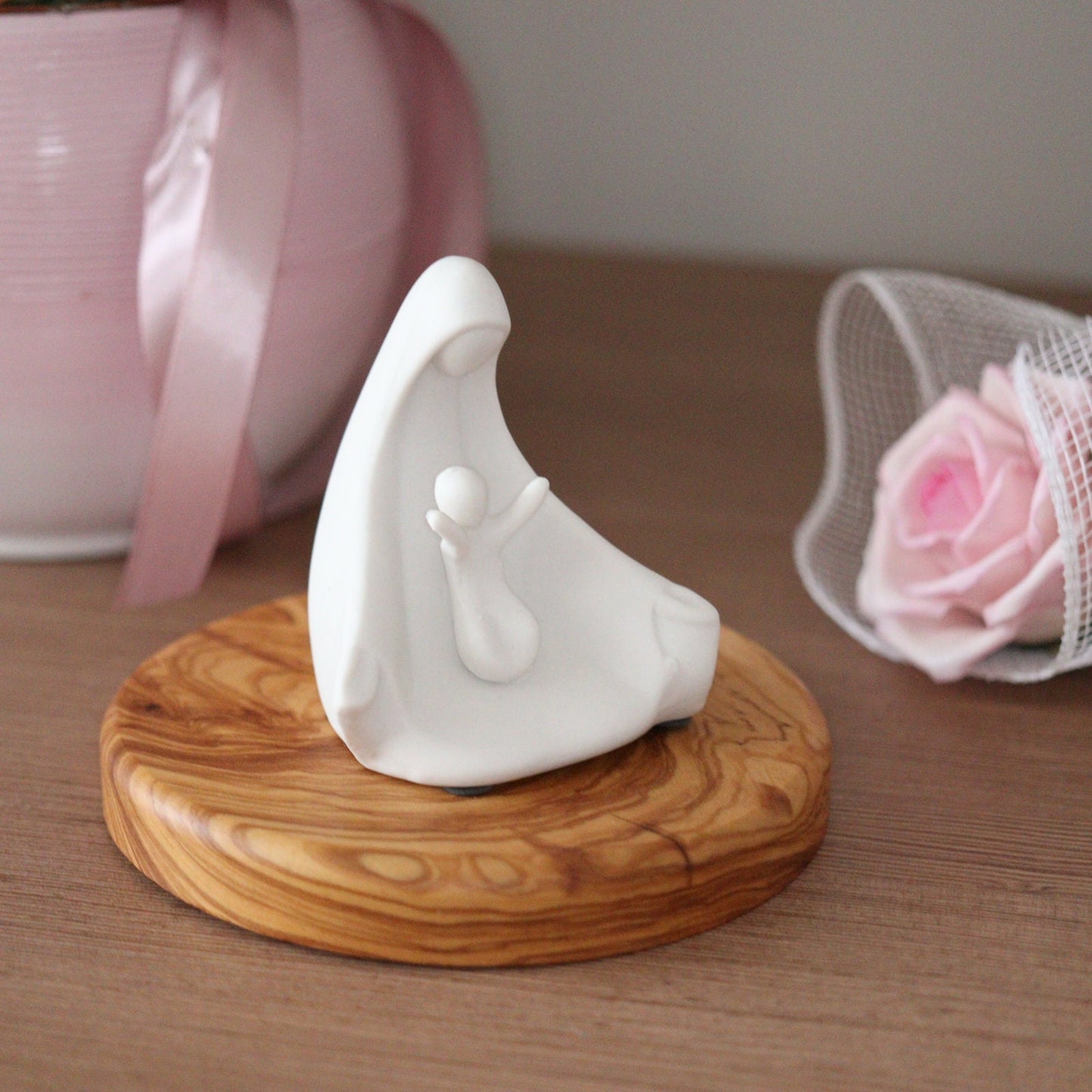 Porcelana blanca de Nuestra Señora con estatua del Niño Jesús, Estatua de porcelana en miniatura de la Virgen María y el Niño Jesús, Escultura moderna de la Virgen María