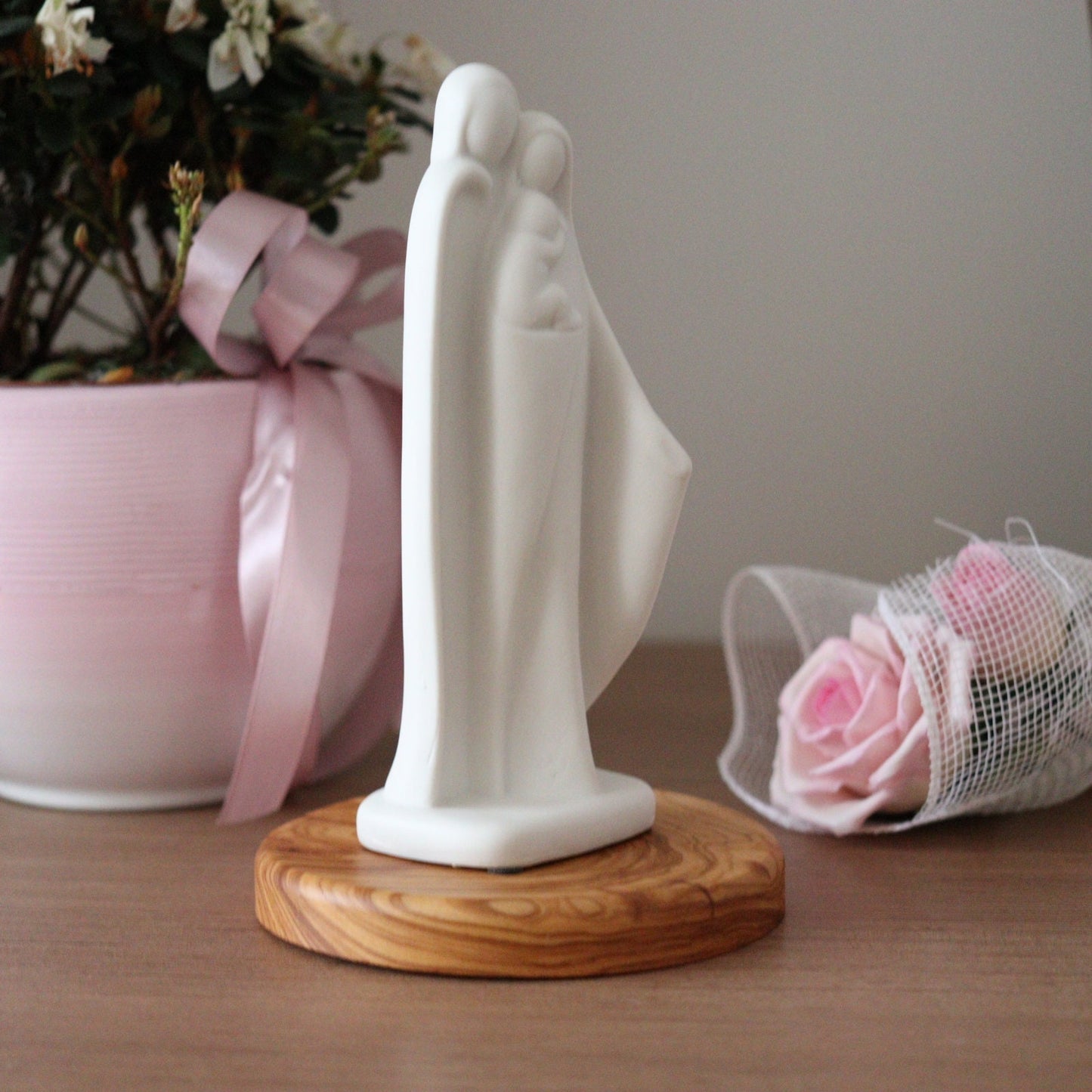 Estatua de porcelana blanca de la Sagrada Familia, escultura moderna de la Sagrada Familia en porcelana blanca, estatua de Nuestra Señora, estatua de Jesucristo, estatua de San José