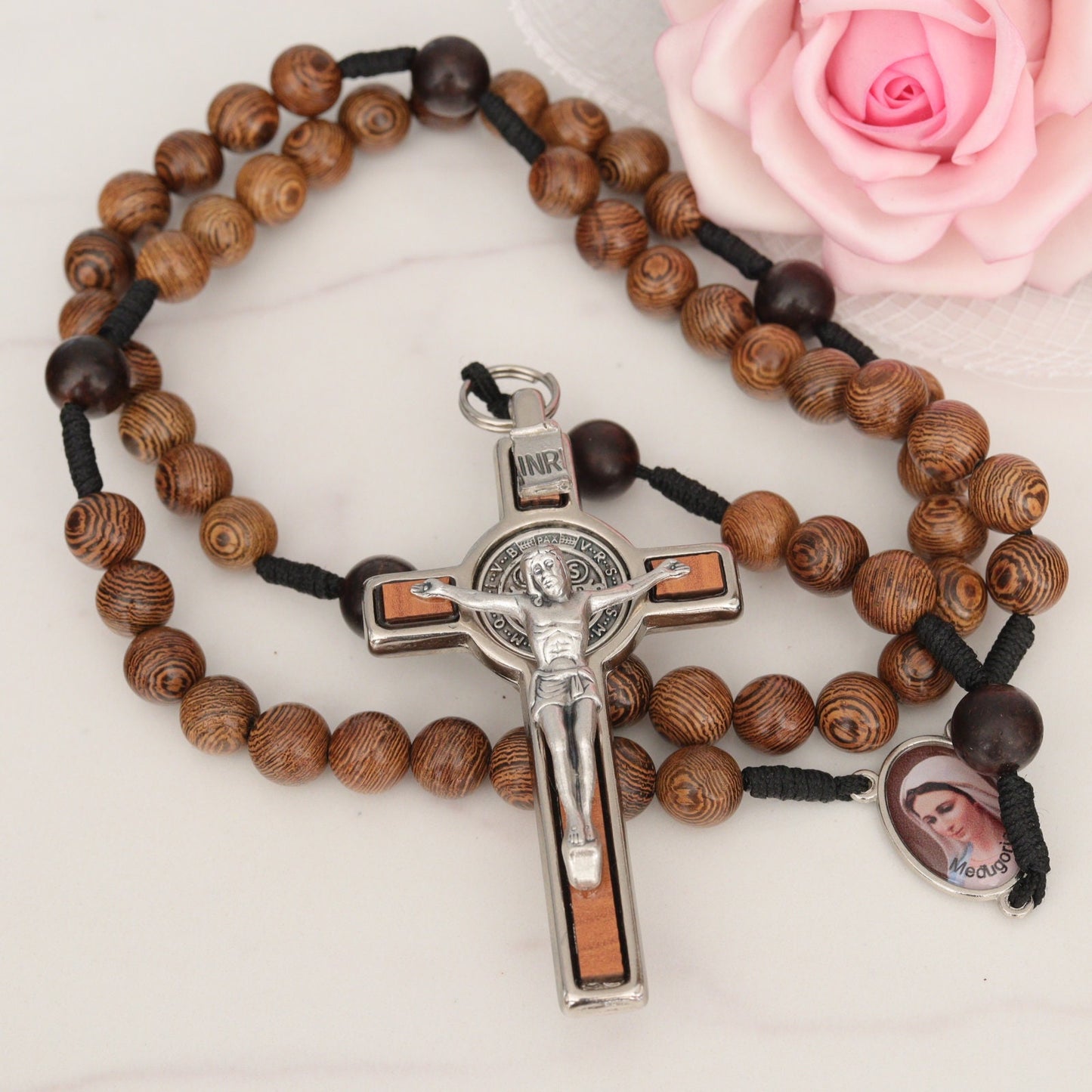 Rosario cruz de San Benito, rosario de madera hecho a mano, rosario de Medjugorje, rosario tejido, rosario para hombre, cruz de madera de olivo, rosario católico