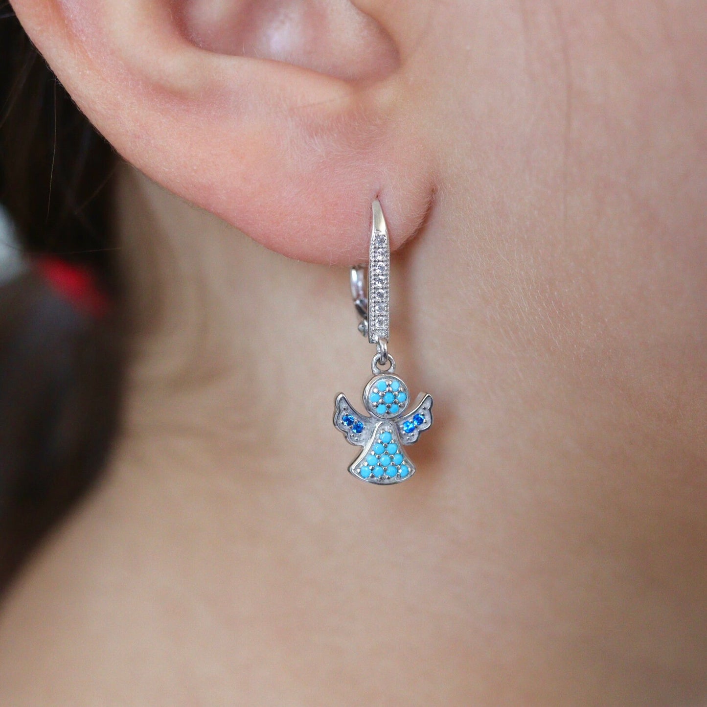 Pendientes ángeles de plata, pendientes ángeles de circonitas, pendientes para niña, pendientes ángeles con palanca, pendientes ángeles de circonitas azules
